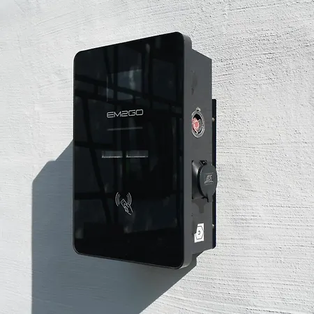 Ahorn, Wunderschoene, Neue Wohnungen, Ideal Fuer Ausfluege Ins Phantasialand, Staedte Koeln, Bruehl Und Bonn Oder Eifel Appartement *