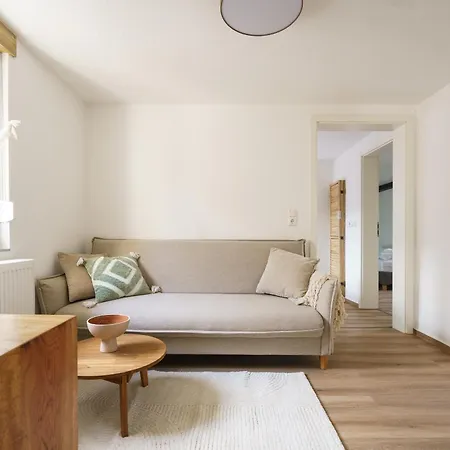 Ahorn, Wunderschoene, Neue Wohnungen, Ideal Fuer Ausfluege Ins Phantasialand, Staedte Koeln, Bruehl Und Bonn Oder Eifel Appartement *