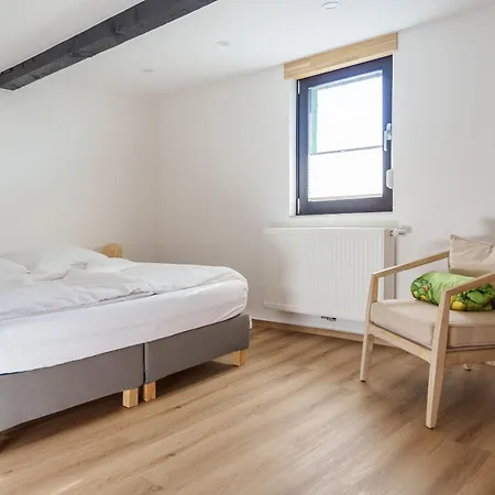 Ahorn, Wunderschoene, Neue Wohnungen, Ideal Fuer Ausfluege Ins Phantasialand, Staedte Koeln, Bruehl Und Bonn Oder Eifel Appartement *