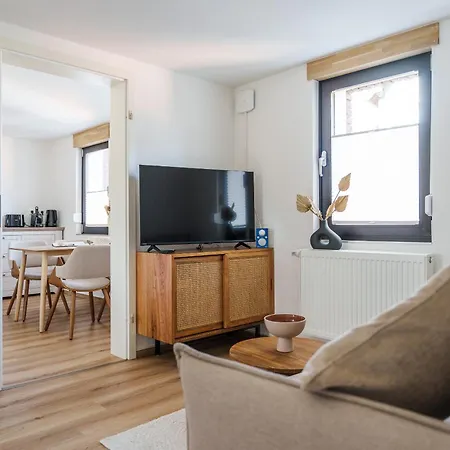 Ahorn, Wunderschoene, Neue Wohnungen, Ideal Fuer Ausfluege Ins Phantasialand, Staedte Koeln, Bruehl Und Bonn Oder Eifel Appartement Weilerswist