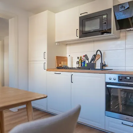 Ahorn, Wunderschoene, Neue Wohnungen, Ideal Fuer Ausfluege Ins Phantasialand, Staedte Koeln, Bruehl Und Bonn Oder Eifel Weilerswist