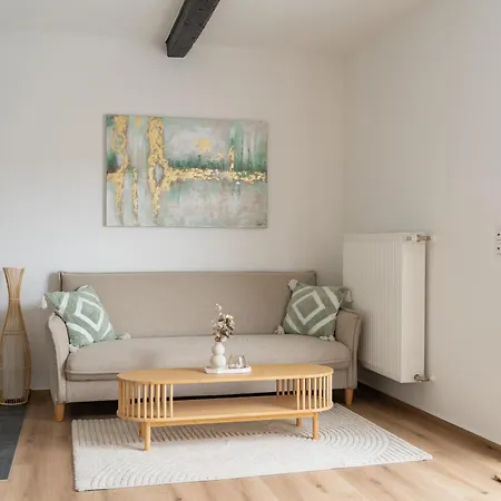 Appartement Ahorn, Wunderschoene, Neue Wohnungen, Ideal Fuer Ausfluege Ins Phantasialand, Staedte Koeln, Bruehl Und Bonn Oder Eifel Weilerswist