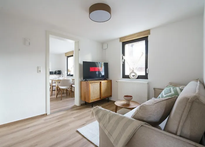 Ahorn, Wunderschoene, Neue Wohnungen, Ideal Fuer Ausfluege Ins Phantasialand, Staedte Koeln, Bruehl Und Bonn Oder Eifel * Weilerswist