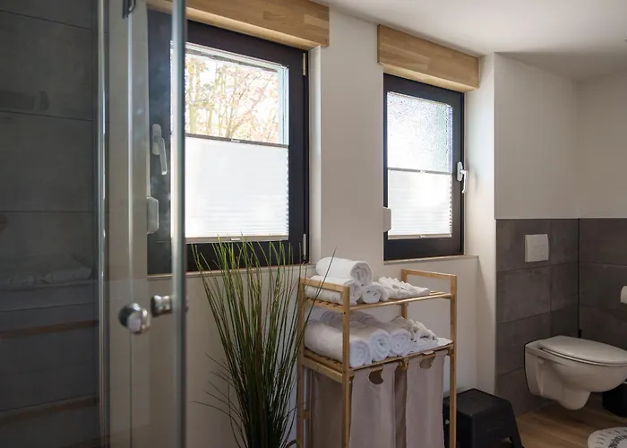 شقة Ahorn, Wunderschoene, Neue Wohnungen, Ideal Fuer Ausfluege Ins Phantasialand, Staedte Koeln, Bruehl Und Bonn Oder Eifel Weilerswist