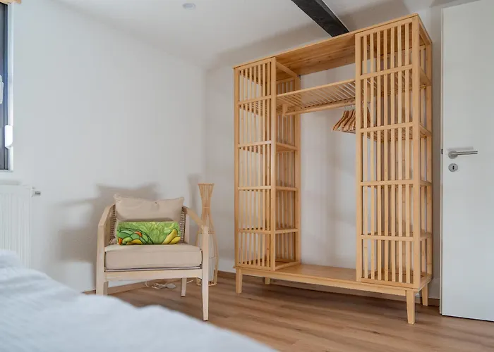 Ahorn, Wunderschoene, Neue Wohnungen, Ideal Fuer Ausfluege Ins Phantasialand, Staedte Koeln, Bruehl Und Bonn Oder Eifel *